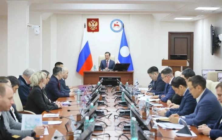 Айсен Николаев провёл первое заседание морского совета