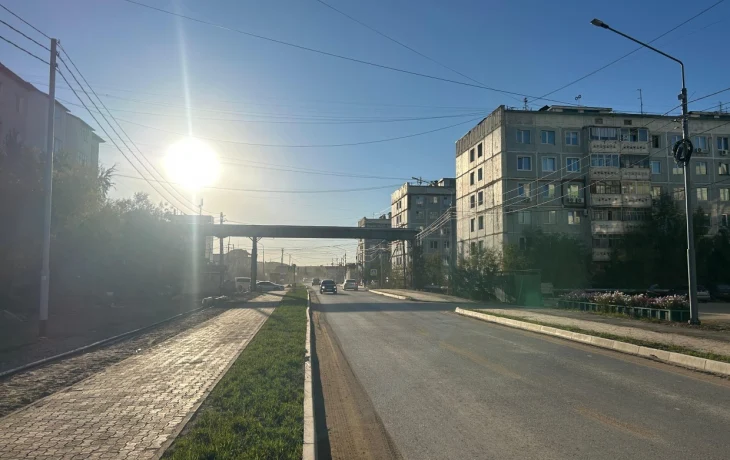 В Якутске завершается асфальтирование улицы Севастопольская