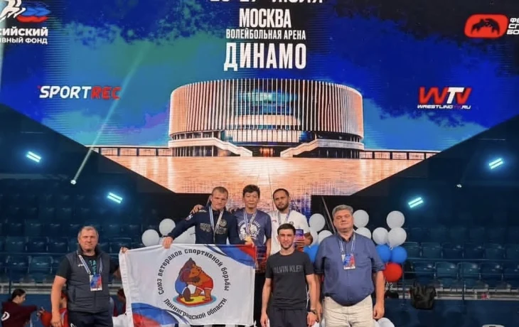 Якутяне стали чемпионами России по вольной борьбе среди ветеранов