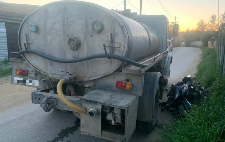 В Якутске в ДТП пострадали водитель и пассажир мотоцикла