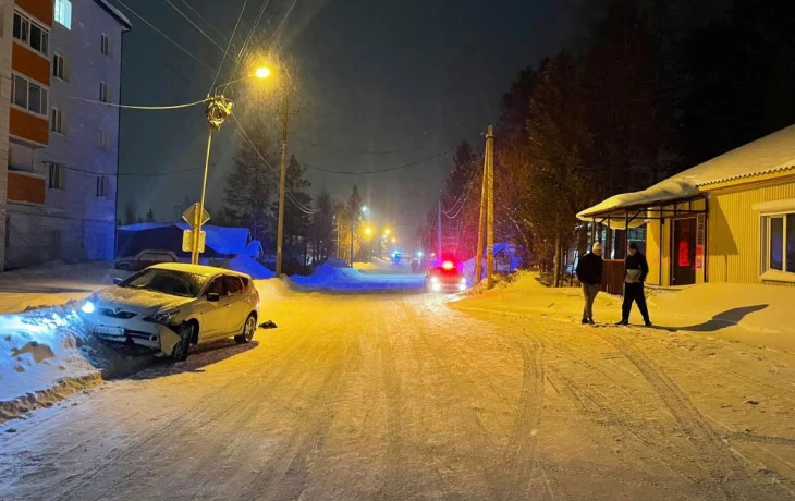 В Алдане автомобиль сбил подростка