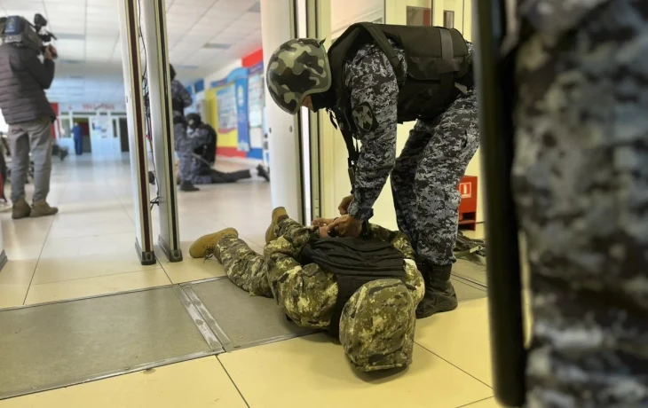 В школах и колледжах Якутска проводятся антитеррористические учения
