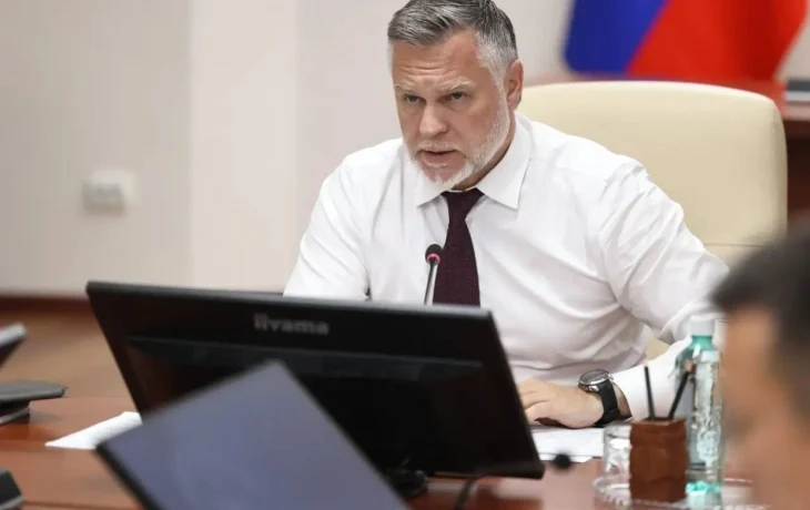Чиновники будут реже летать. В правительстве Якутии нашли резерв для поддержки ЖКХ