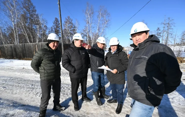 Алексей Колодезников проверил ход работ в Магане
