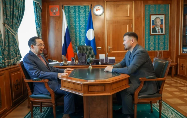 Айсен Николаев встретился с командиром отряда &laquo;Боотур&raquo; Иваном Левиным