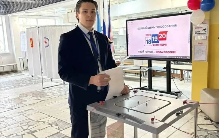 Члены Молодежного правительства Якутии проголосовали на выборах в Госдуму