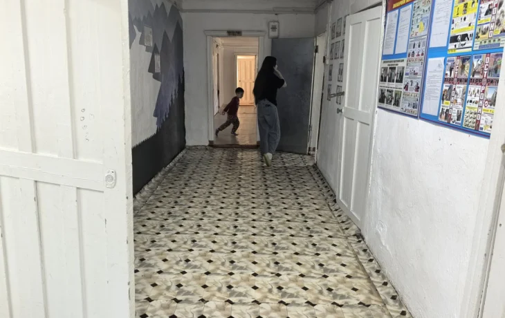 В пунктах временного размещения в Оймяконе находятся 13 детей