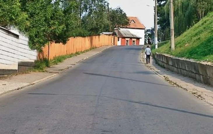 Когда запрещена стоянка, но разрешена жизнь: 49% ошибок &mdash; ещё не предел, на экзамене по ПДД бывало и не такое