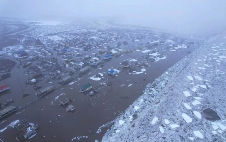 Уровень воды в Усть-Янске после взрывных работ пошел на спад