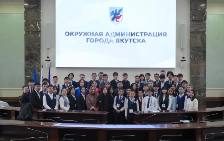 Евгений Григорьев встретился с финалистами ХХ республиканского конкурса &laquo;Будущий дипломат&raquo;