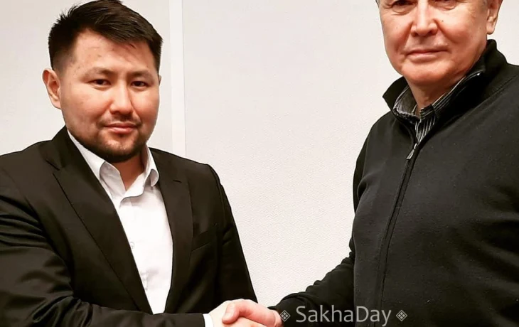 Мэр Якутска Евгений Григорьев придет на встречу, организованную Афанасием Максимовым