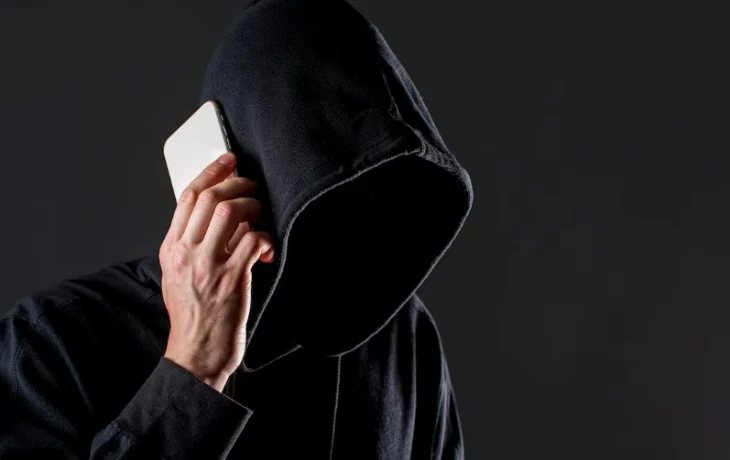 В Якутске начальник лаборатории перевел мошенникам 656 тысяч рублей, пытаясь заработать на &laquo;купле-продаже&raquo; валюты