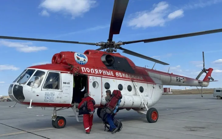 Вертолет со спасателями вылетел на поиски экипажа и пассажиров Ан-2 в Томпонском районе
