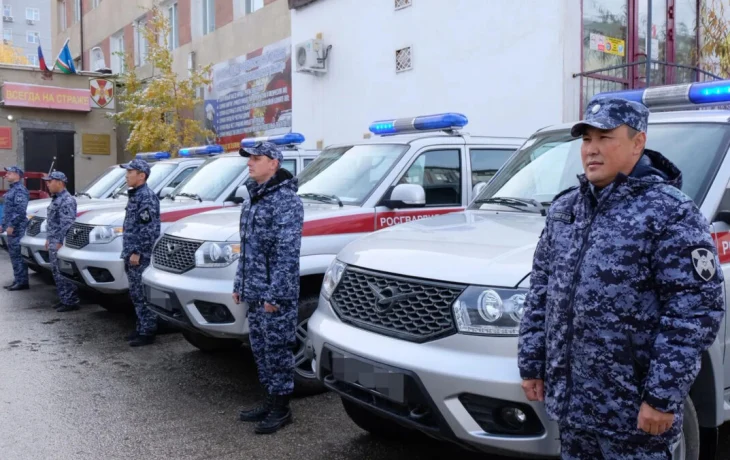 Якутские росгвардейцы получили пять новых УАЗов &laquo;Патриот&raquo;