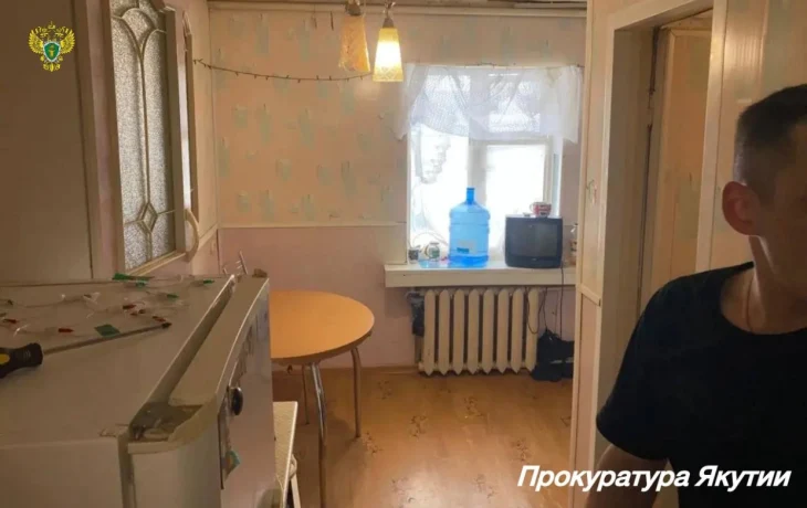 Рецидивист из Якутска сломал женщине нос, вооруженный ножом проник в квартиру и ограбил мужчину, также повредил монитор