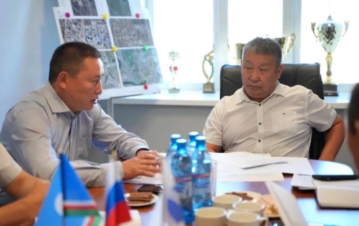 Садовников заявил о намерении усилить полномочия глав на местах
