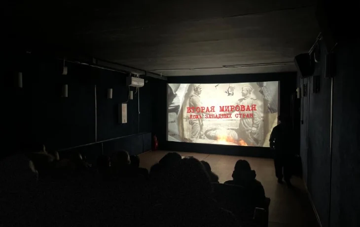 В Якутске показали фильм Татьяны Борщ &laquo;Вторая мировая. Ложь западных стран&raquo;