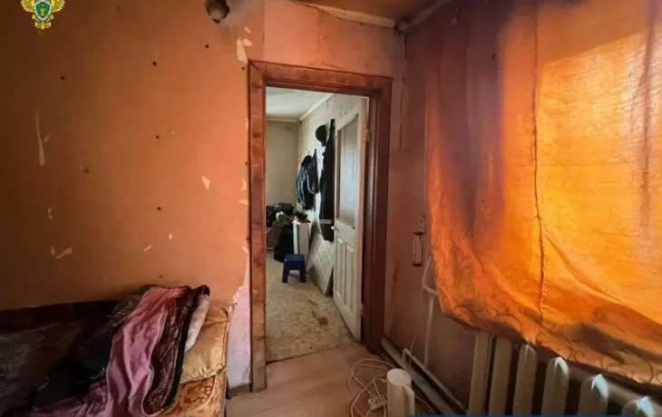 В Якутске двое мужчин избили до смерти знакомого за то, что он помочился на диван: Труп спрятали в уличном туалете