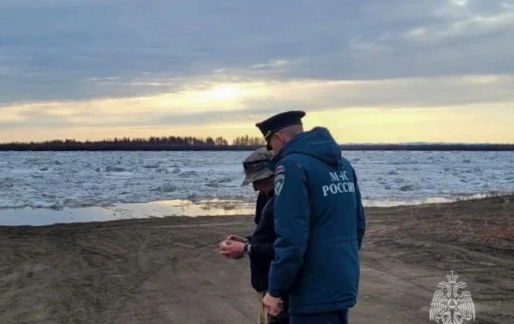 Весенний ледоход в Якутии: на Лене - понижение уровней воды, на Колыме - подтопление 30% ВПП аэропорта в Зырянке