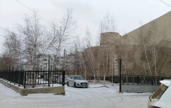 В Якутске Сбербанк выставил на продажу свое помещение