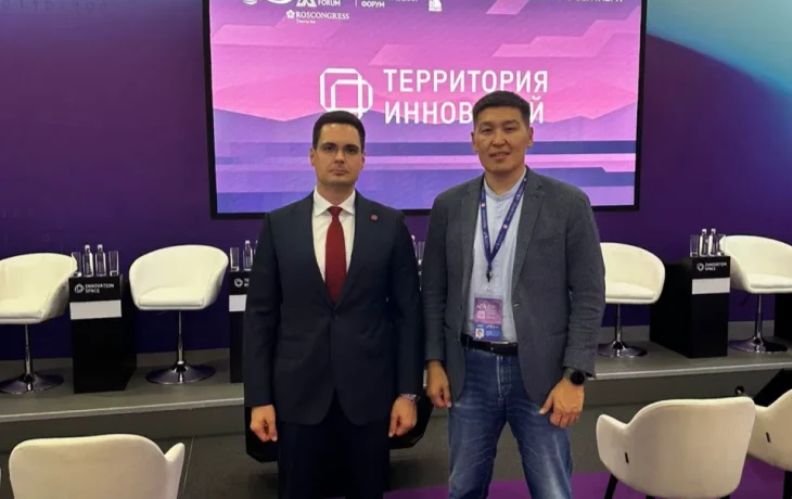 ВЭФ &mdash; 2025: Якутия и корпорация &laquo;Синергия&raquo; обсудили переобучение ветеранов СВО и подготовку кадров