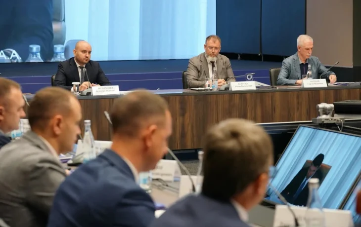 Вячеслав Федорищев провел заседание комиссии Госсовета по промышленности
